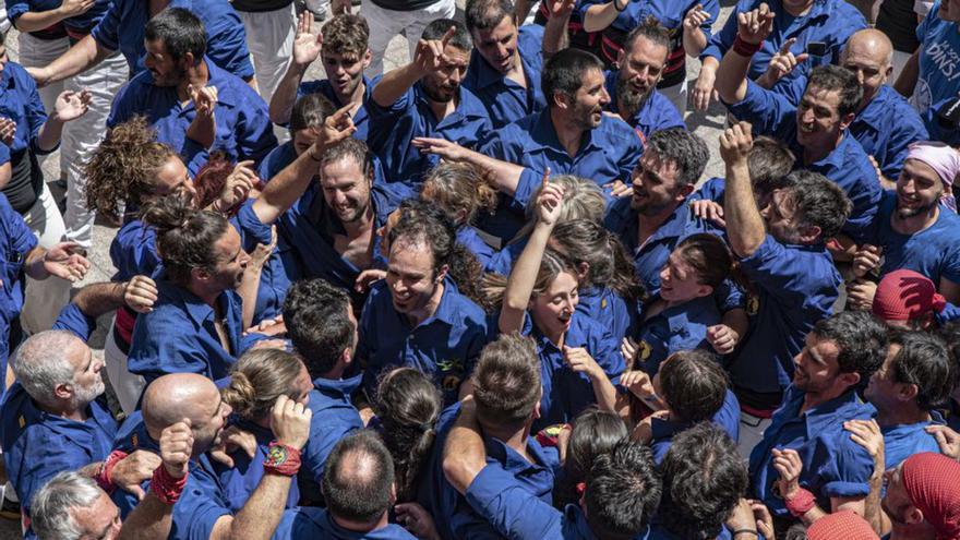 Els Castellers celebren 10 anys amb una diada «a màxims»