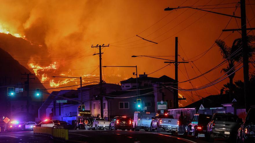 Declarado el estado de emergencia por los incendios forestales de Los Ángeles