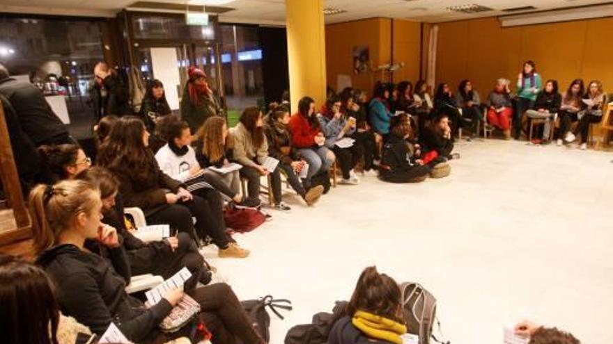 Les dones preparen la vaga feminista per al 8-M a Girona