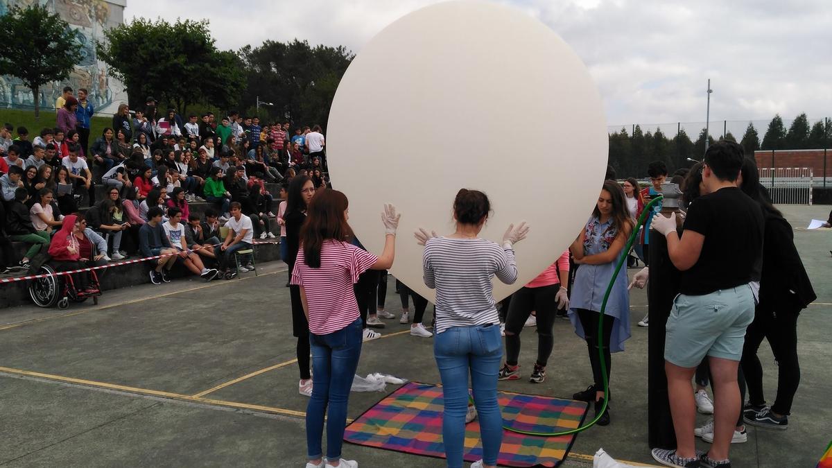 Estudiantes del IES Marco do Camballón, en una actividad.