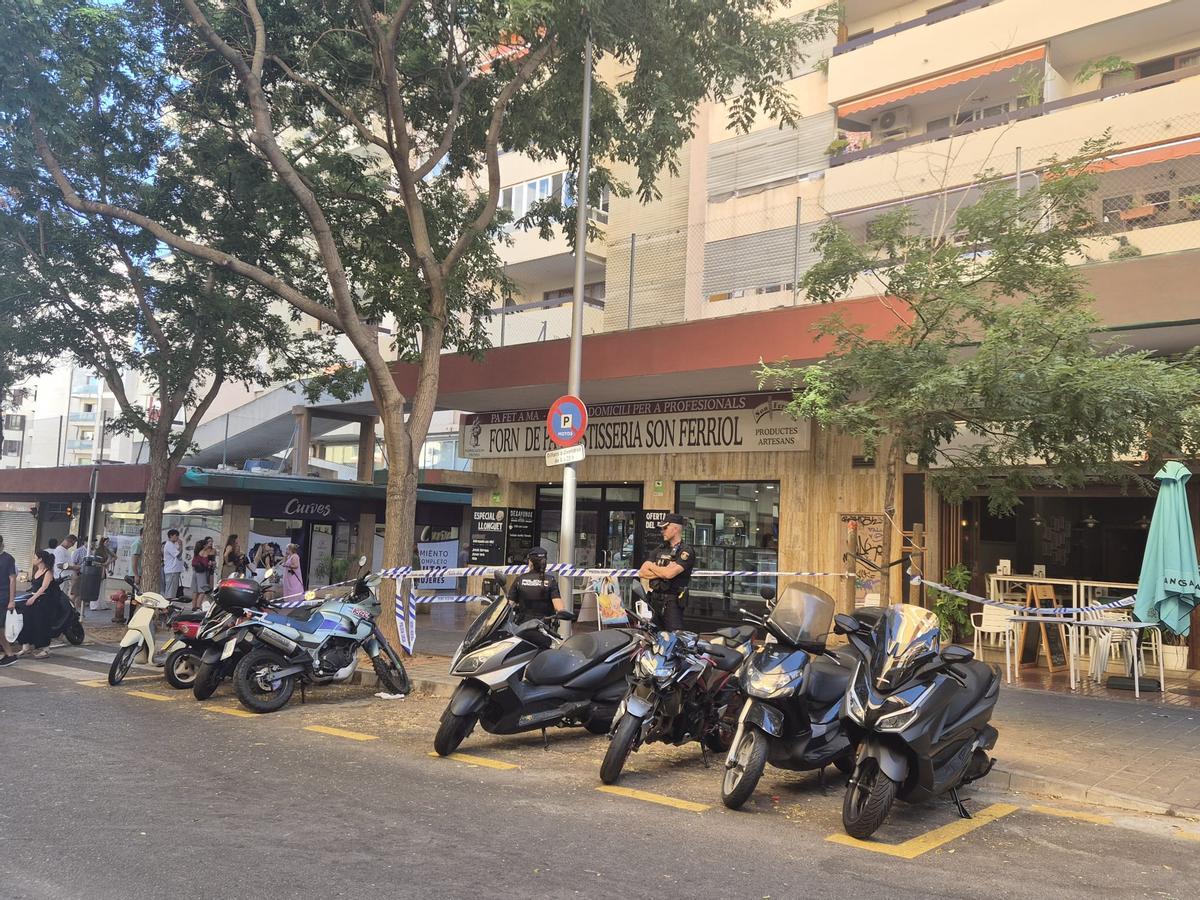 Dos heridos al caerles encima un suicida que se lanzó de un piso doce en Palma