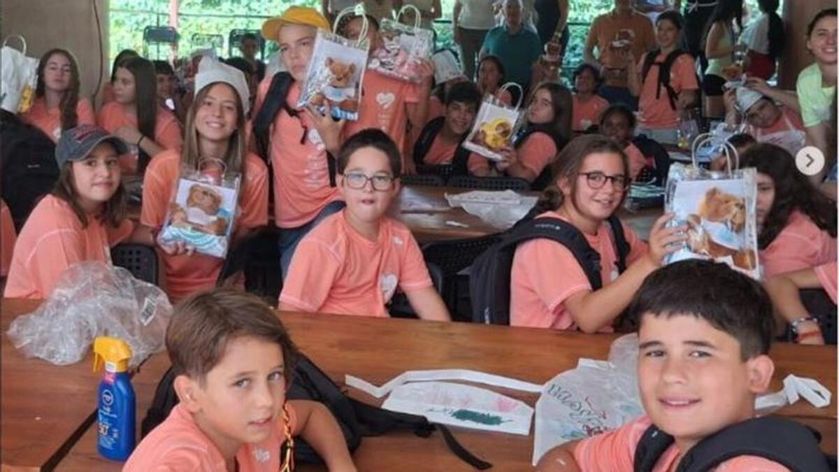Participants del Campament d’Estiu organitzat per l’Associació Espanyola Contra el Càncer a València.