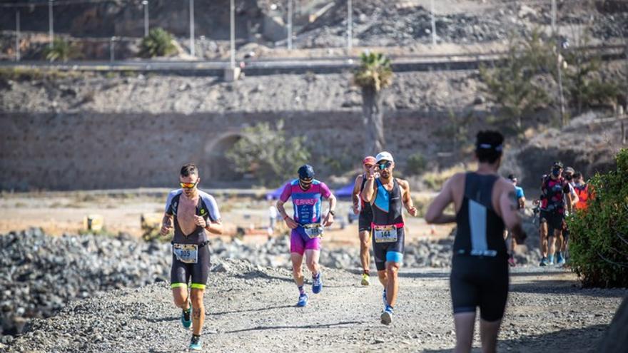 Jan Frodeno y Nicola Spirig, campeones del Anfi Challenge Mogán Gran Canaria