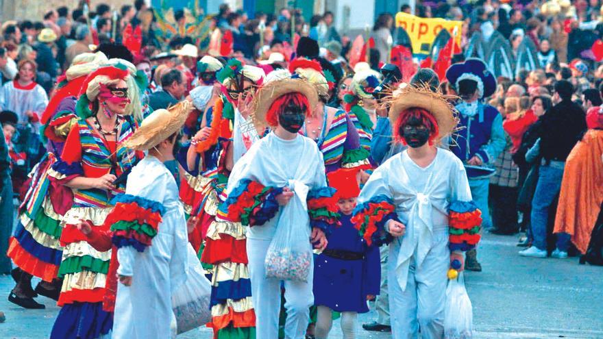 Villar del Arzobispo vuelve a celebrar su Carnaval