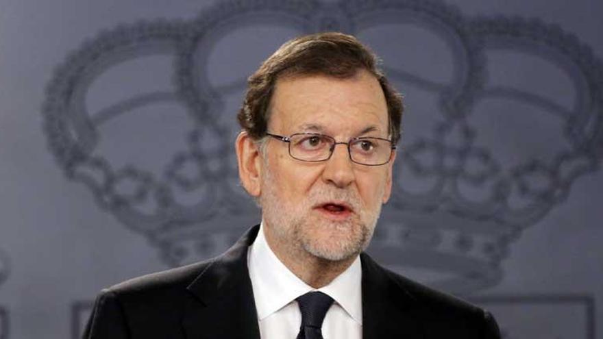 Rajoy acepta el encargo del Rey para someterse a la investidura