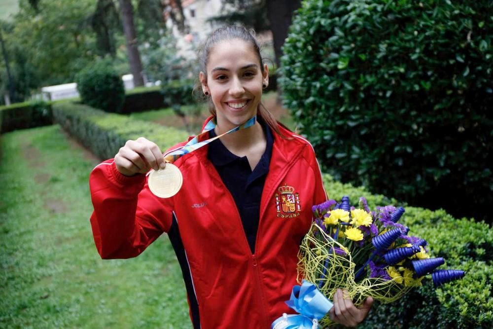 Lena recibe a su campeona del mundo