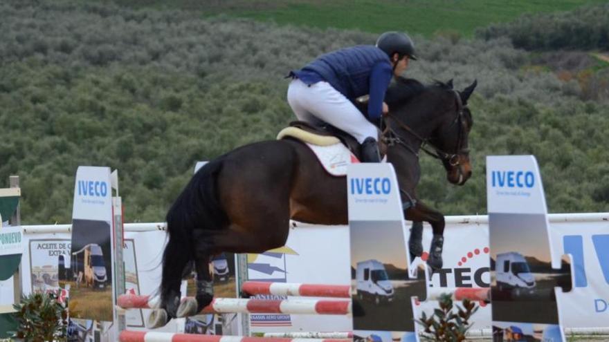 José González muestra su clase en el concurso de tres estrellas de Palma del Rio