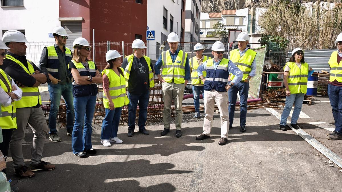 Inicio de la construcción de las nuevas viviendas sociales de María Jiménez, en la capital tinerfeña.