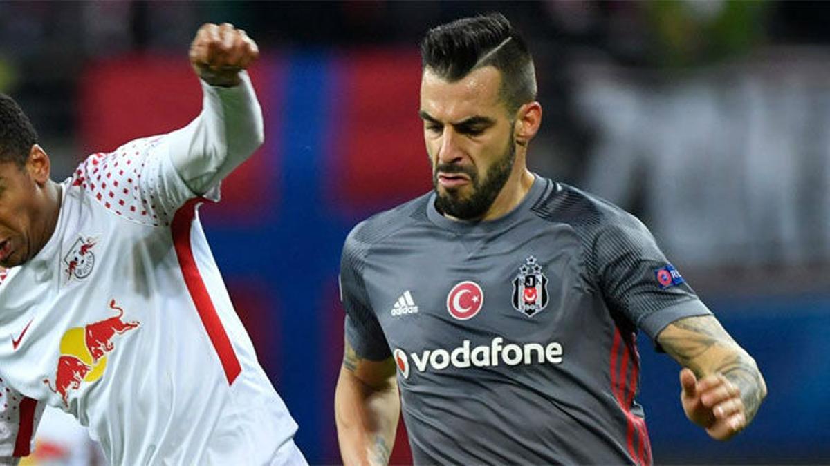 Negredo se lució en el entrenamiento