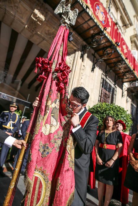 El Pájaro Oriol ya descansa en el balcón