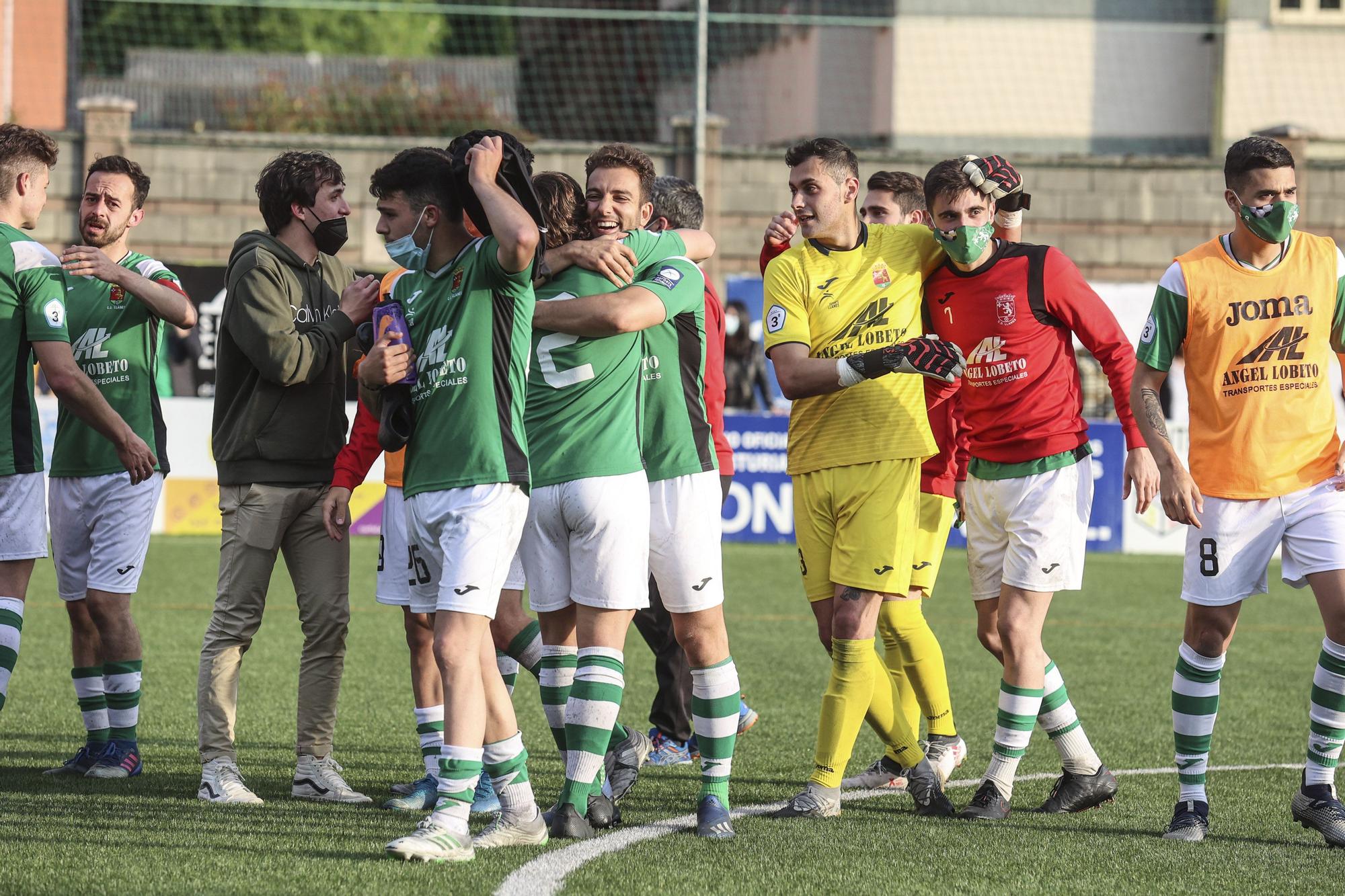 Las mejores imágenes de la jornada de Tercera: Avilés y Llanes, a por la última plaza en Segunda RFEF