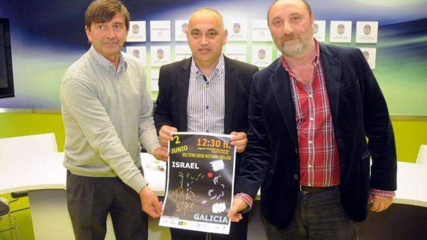 José Luis Pérez Ouro, Tino Domínguez y Carlos García Alén durante la presentación. // Rafa Vázquez