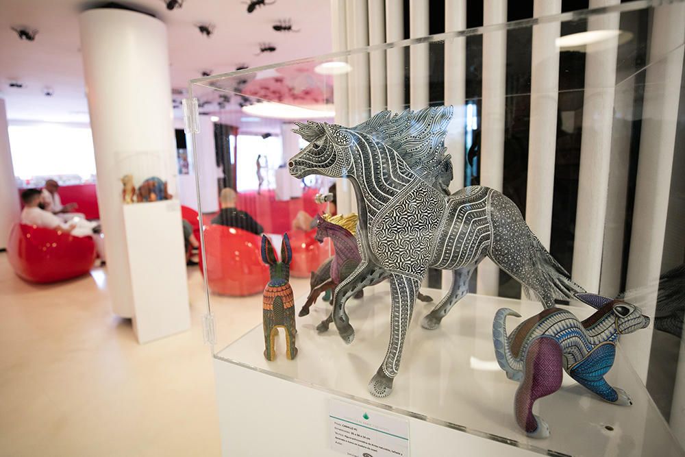 Ushuaïa Ibiza presenta una exposición de tallas de artesanía mexicana en las que se fijó Disney Pixar para su película.