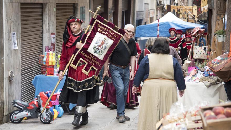 Cardona celebra la Fira Medieval