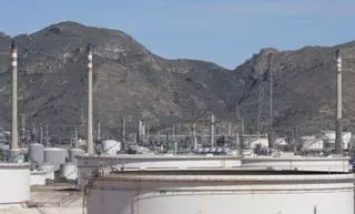 El Puerto de Cartagena suministrará combustible de barco a barco