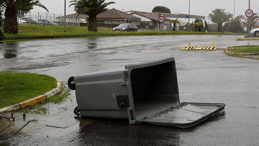 La borrasca provoca anegaciones en varios puntos de Santiago de Compostela