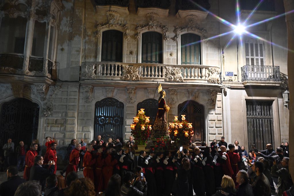 La Cofradía California procesiona con el Cristo del Prendimiento y la Virgen del Primer Dolor