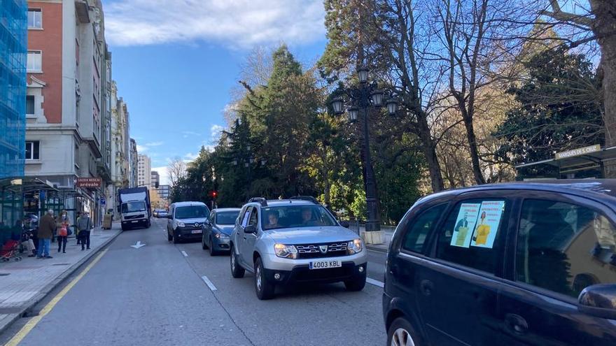 La caravana de Alu Ibérica resuena en Oviedo: "No hay aluminio gracias al gobierno socialista, que se sepa"