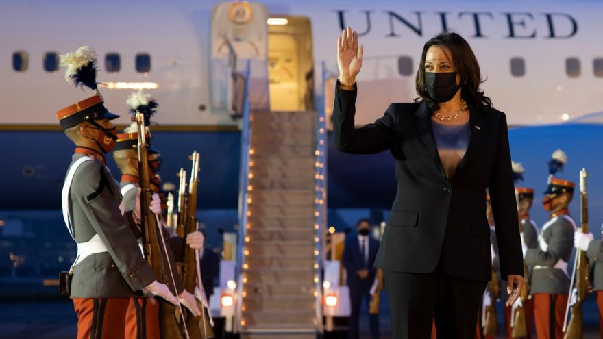 Moscú prohíbe la entrada de Kamala Harris y Mark Zuckerberg a territorio ruso