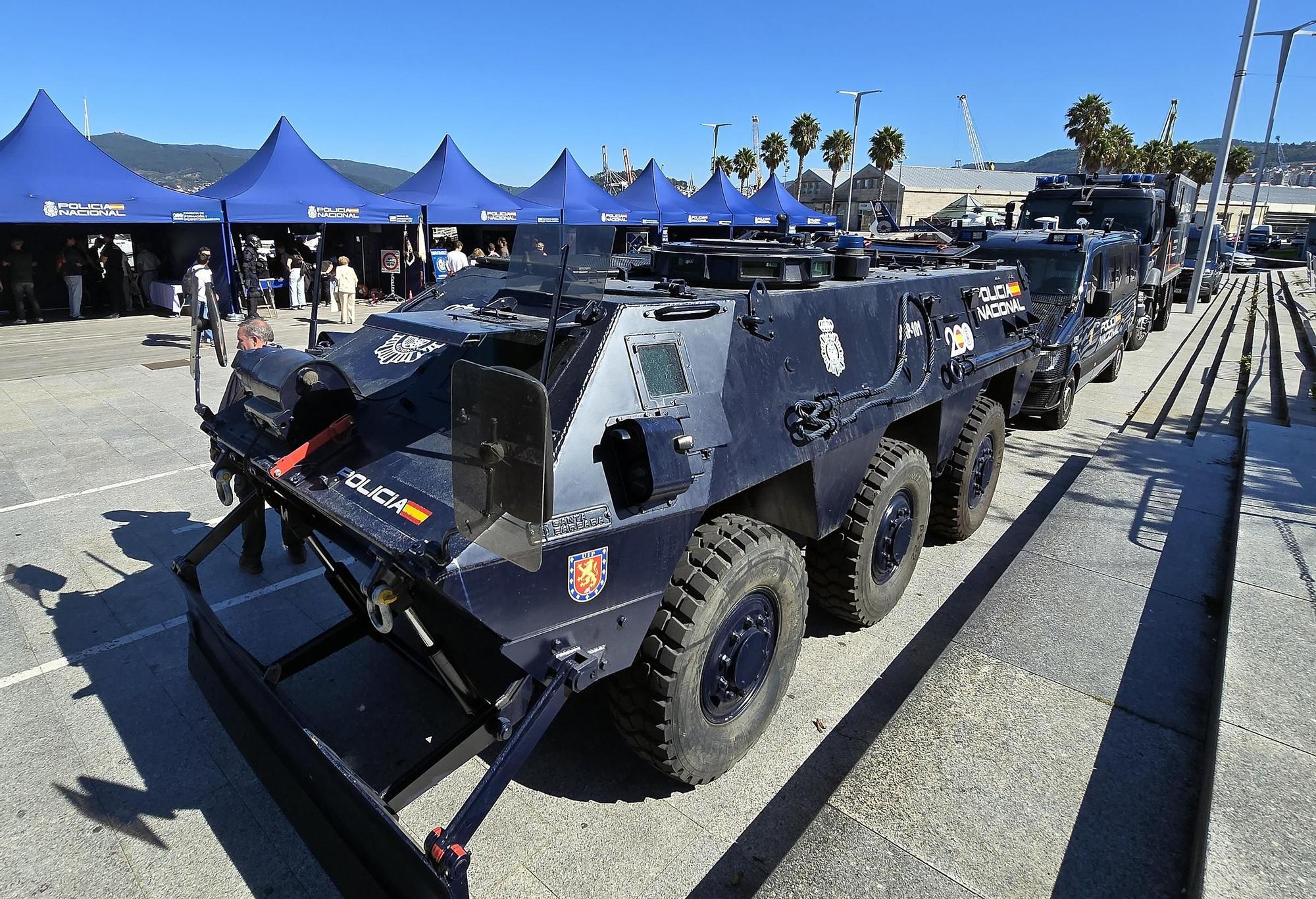 Vigo inaugura con la "Exposición de Medios" las celebraciones del Día de la Policía Nacional