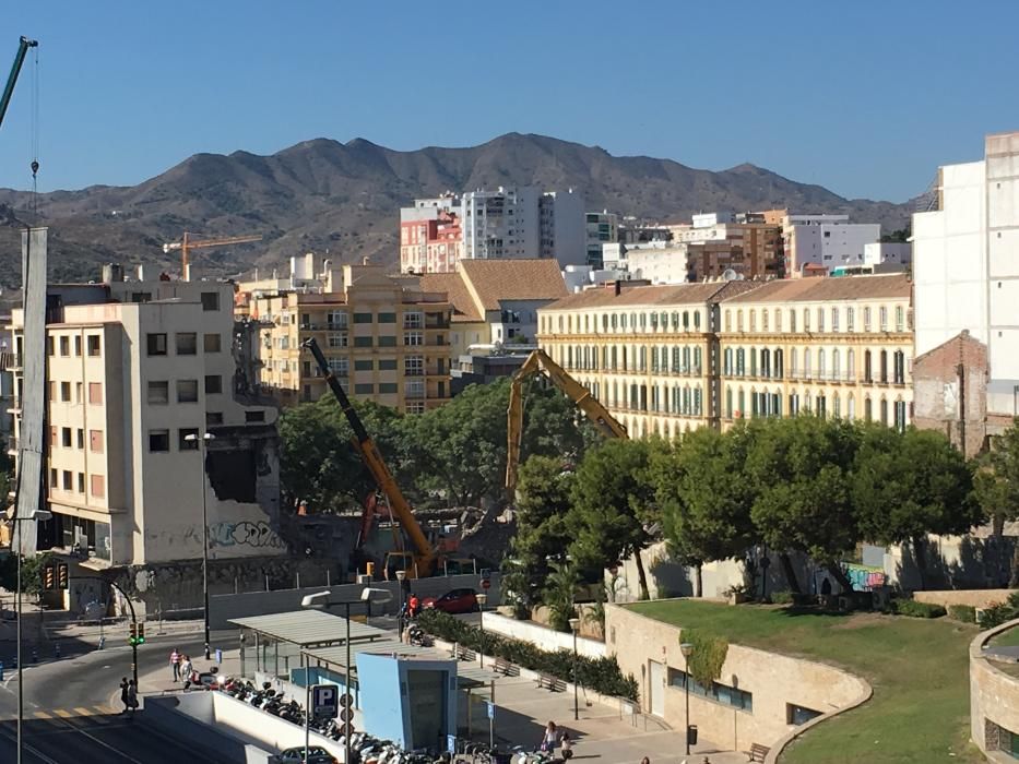 El derribo del Astoria abre la plaza de la Merced a nuevas vistas.