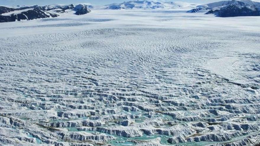 El colapso de un dique de hielo antártico subiría el mar 22 milímetros