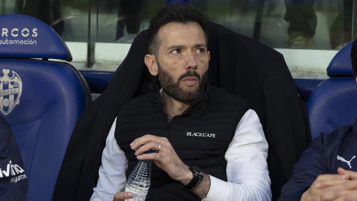 SPD. VLC. Valencia. Derbi de urgencias entre el Levante UD Valencia CF celebrado en el estadio Ciutat de Valencia. Primera parte.
