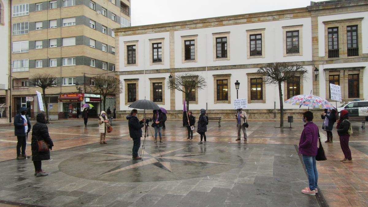 Reivindicación en Cangas de Onís.JPG