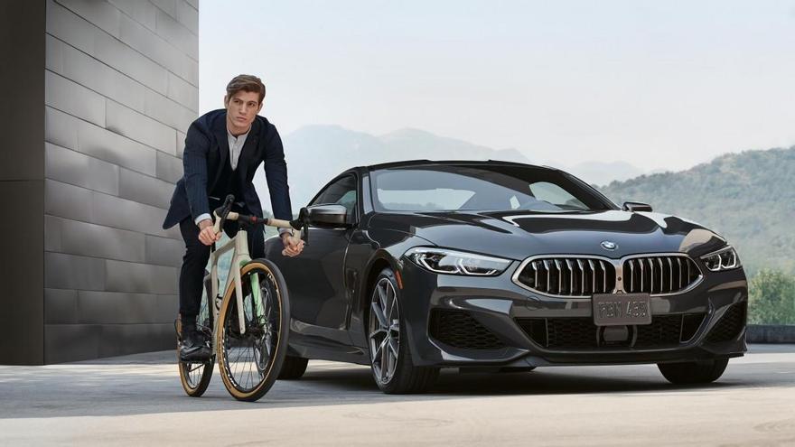 BMW y 3T lanzan al mercado una exclusiva bicicleta por 5.499 euros