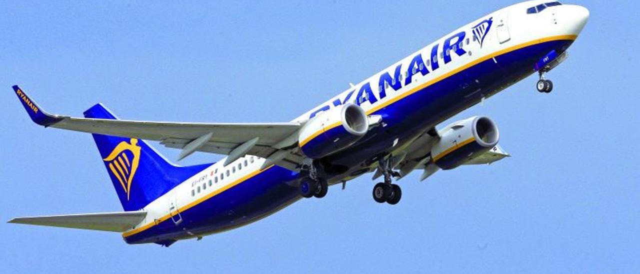 El Concello incluye Londres en la lista de “vuelos internacionales” que negocia con Ryanair para Vigo