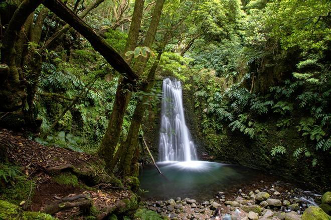 Cascada Salto do Prego, en São Miguel. Islas Azores