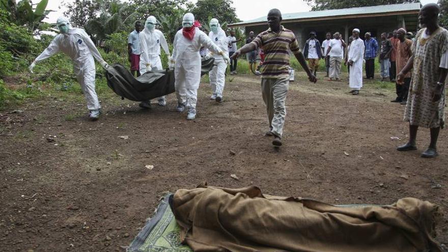 Muere otro de los religiosos infectados de ébola en Liberia