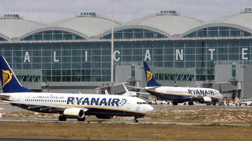 Ryanair lanza una oferta para volar a sus destinos desde Alicante a partir de 17 euros