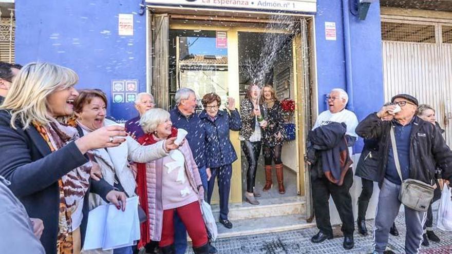 La mayoría de ganadores de la lotería tienen menos dinero 5 años después