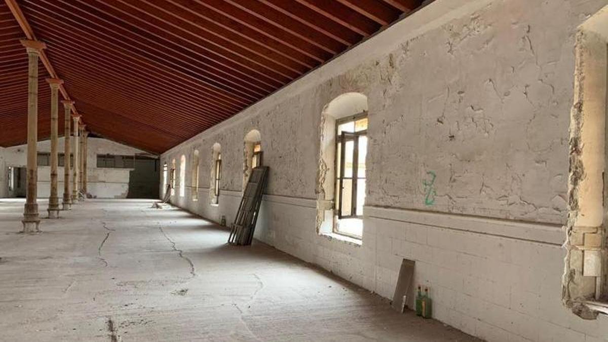 Interior de la antigua Fábrica de Tabacos de Alicante