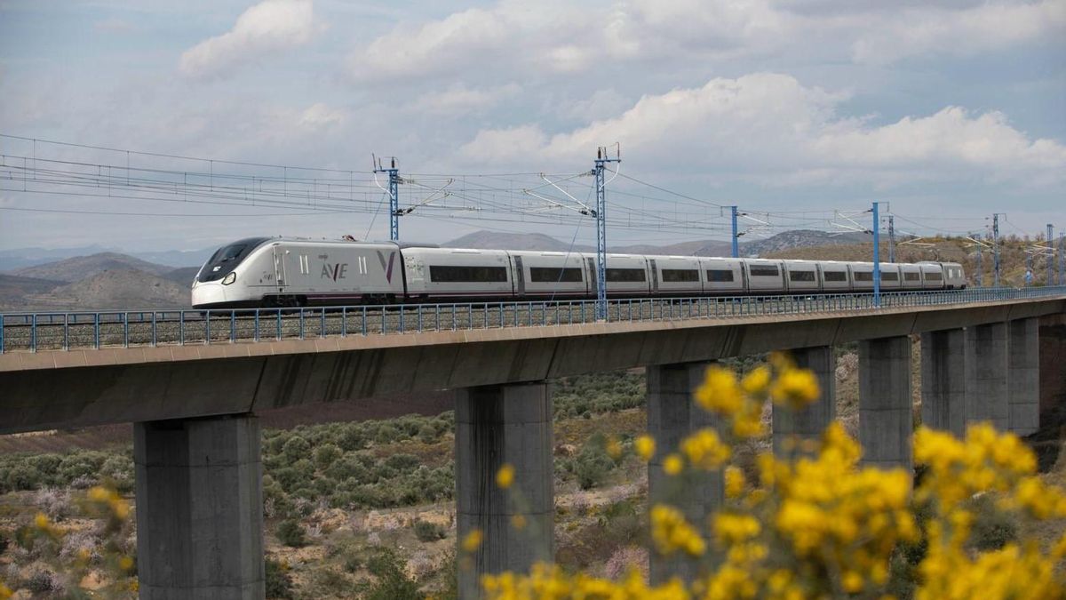 Uno de los trenes que entrarán en funcionamiento en Galicia y Asturias.