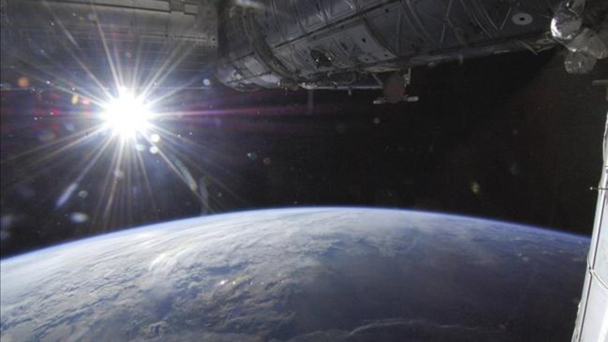 Imagen del Sol vista desde la Estación Espacial Internacional.