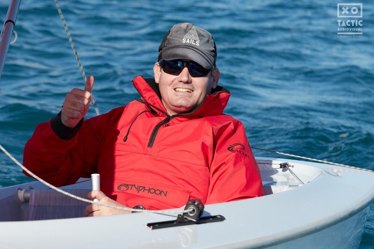 Rafa Andarias a bordo de su embarcación.