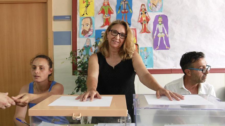 La presidenta de la mesa que ha atendido a la vocal que se puso de parto