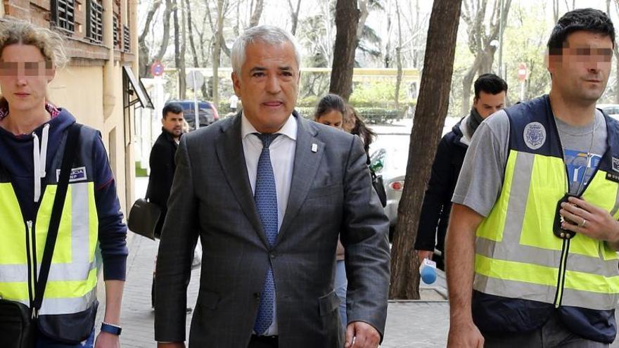 Pineda y Bernad, procesados por extorsiones como la de la Infanta en Nóos