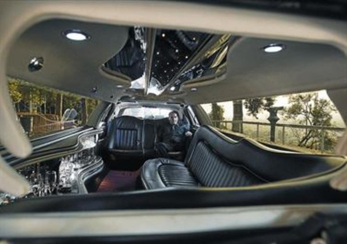 Interior de luxe 8 Roberto Becerro mostra les entranyes del seu Lincoln Town Car. Interior de luxe 8 Roberto Becerro mostra les entranyes del seu Lincoln Town Car.