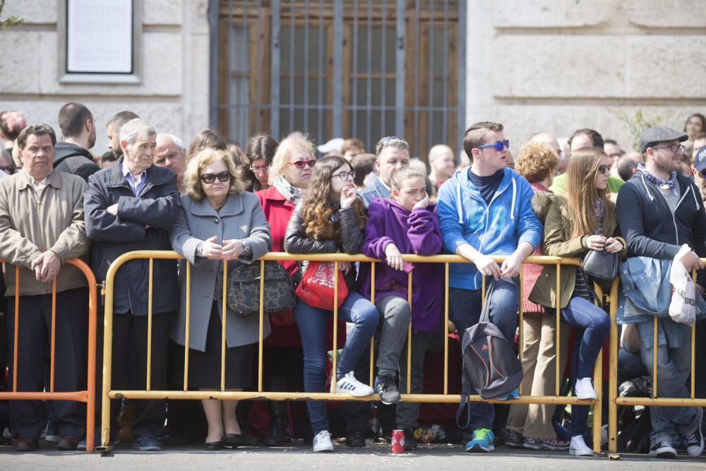 Búscate en la mascletà del 15 de marzo