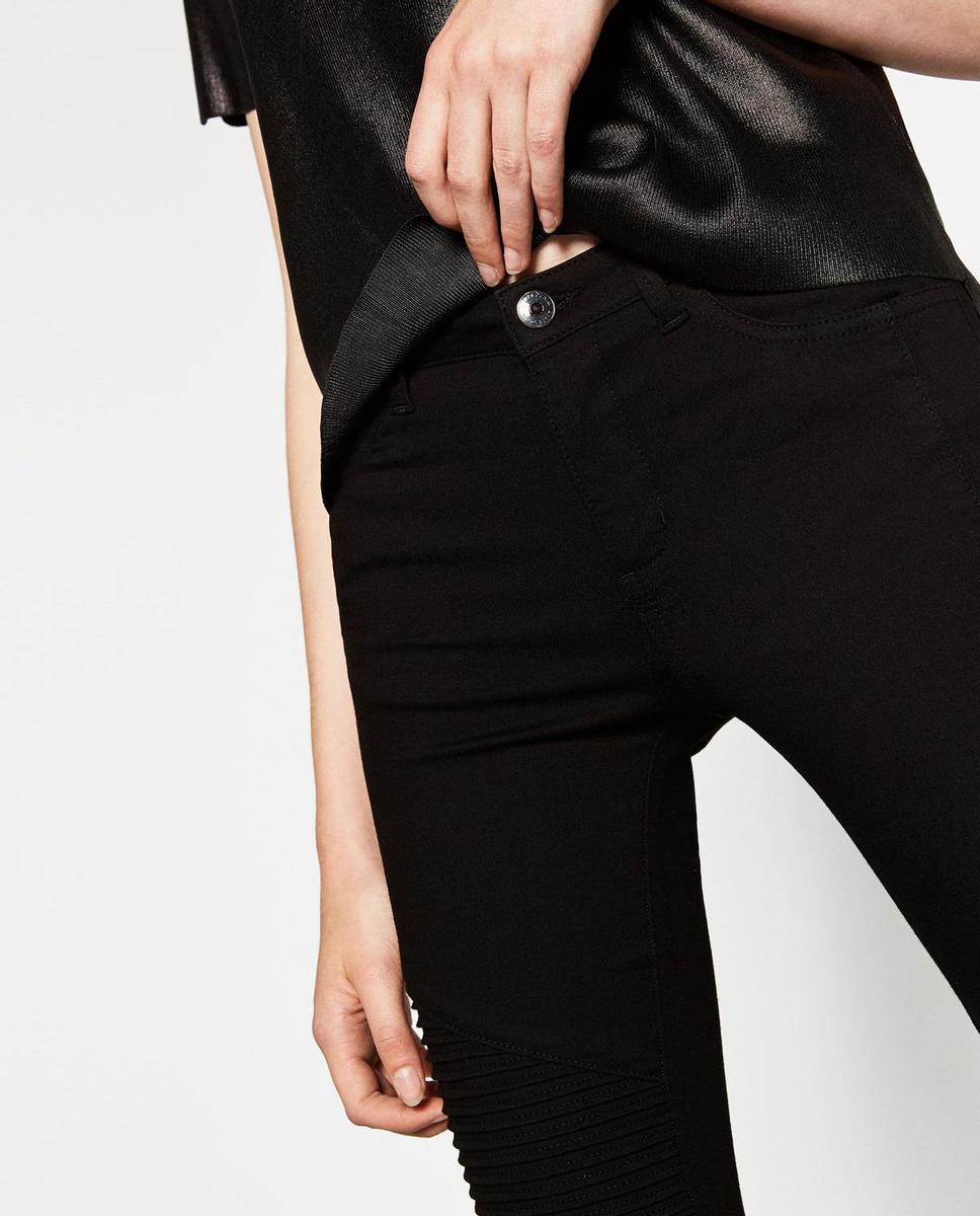 Detalle pantalones de Zara de Kate Middleton