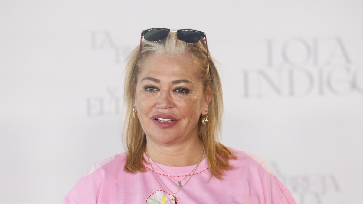 Belén Esteban durante el concierto de Lola Indigo en el Metropolitano