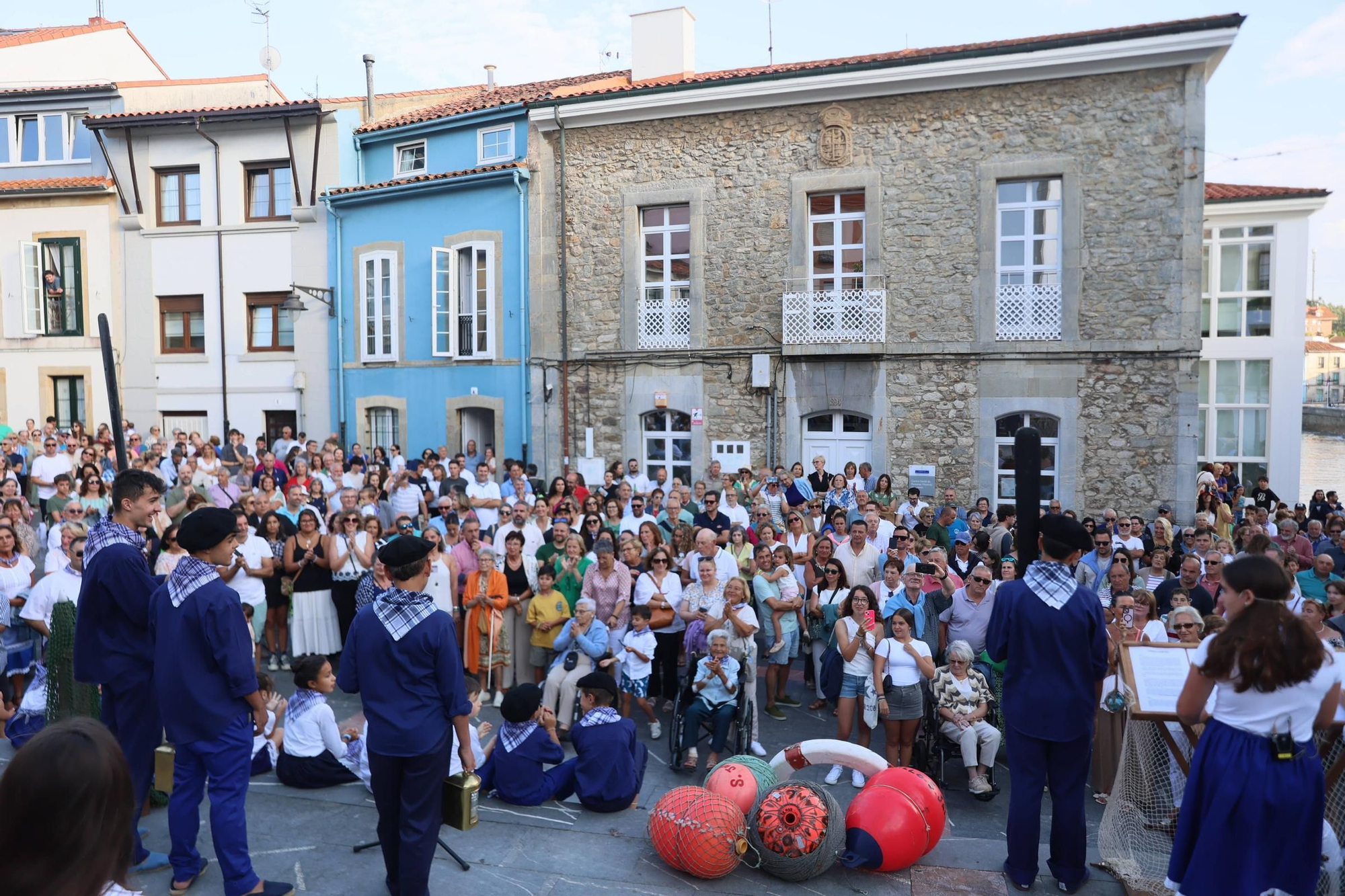 EN IMÁGENES: La procesión de "la llamada de la mar" en el Carmen de Luanco