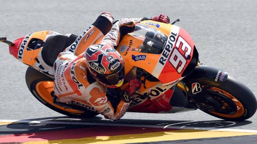 Márquez suma su octava &#039;pole&#039; del año batiendo el récord de Sachsenring