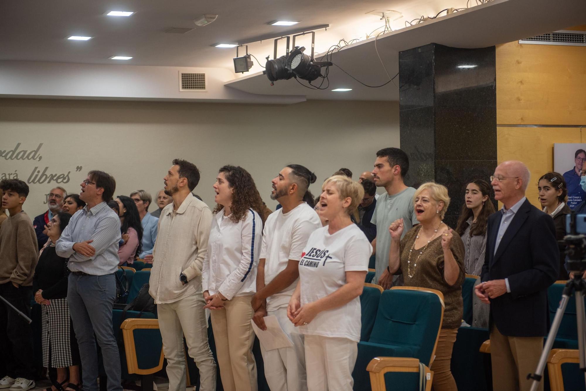 Bautismos por inmersión en El Camino