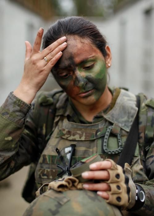 Mujeres soldado en Cabo Noval