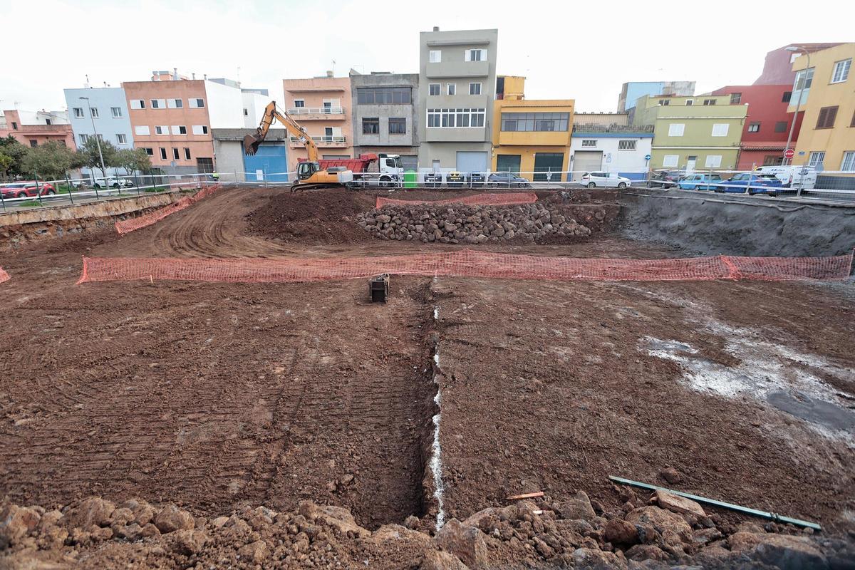 Colocación de la primera piedra del nuevo complejo residencial de Apanate