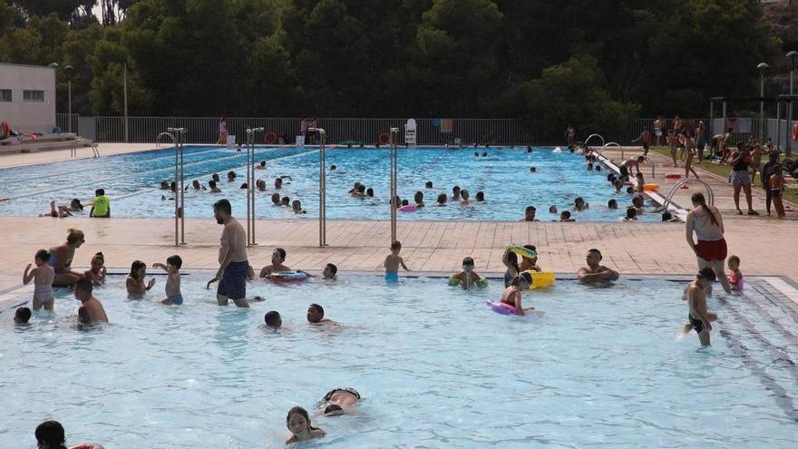 La piscina del Termet abre este sábado en Vila-real tras solucionar el problema con los socorristas